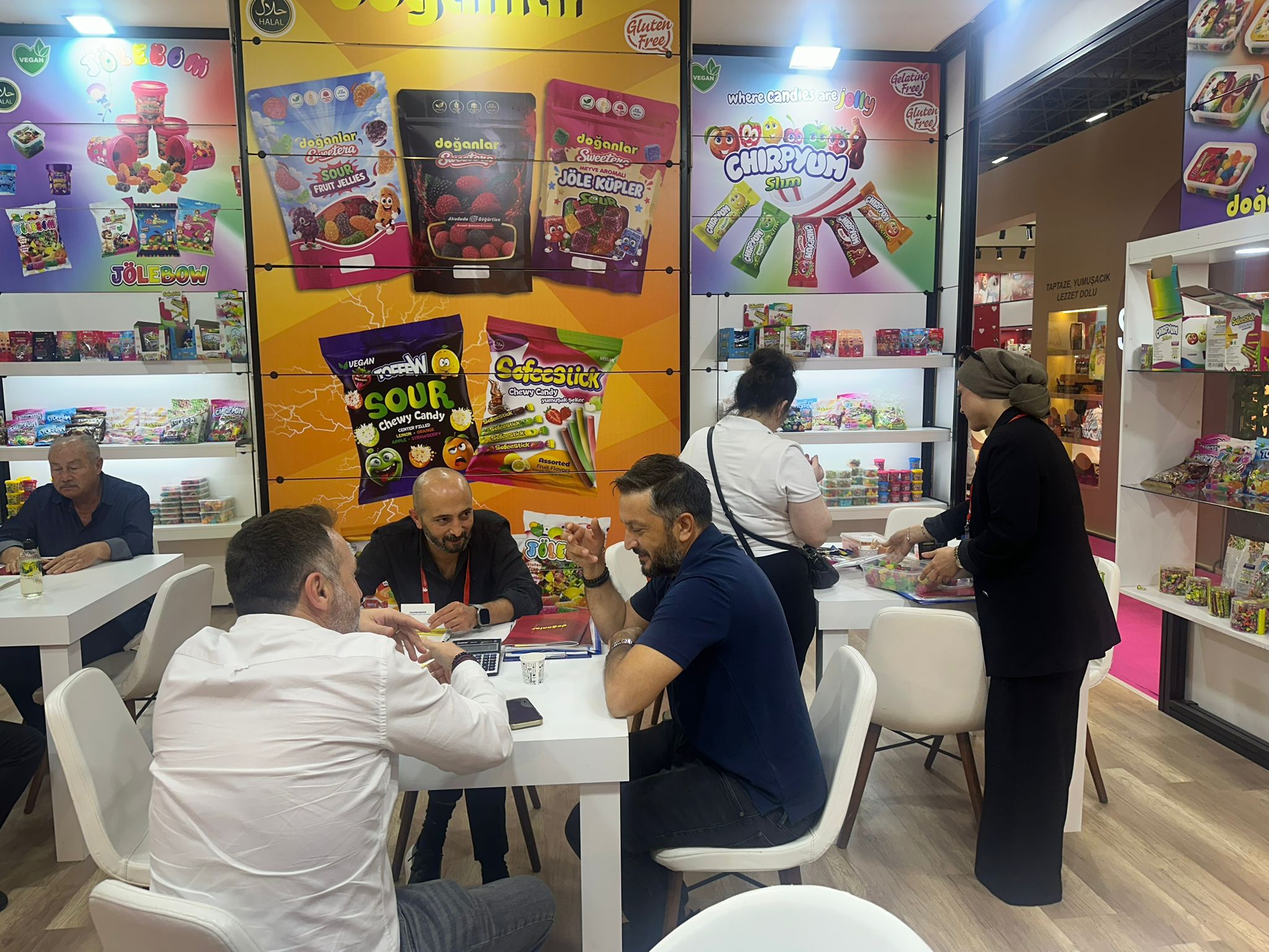 F İSTANBUL